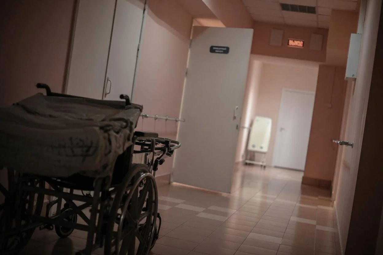 Bedside Notary Ottawa: Hospital and Long-Term Care Visits