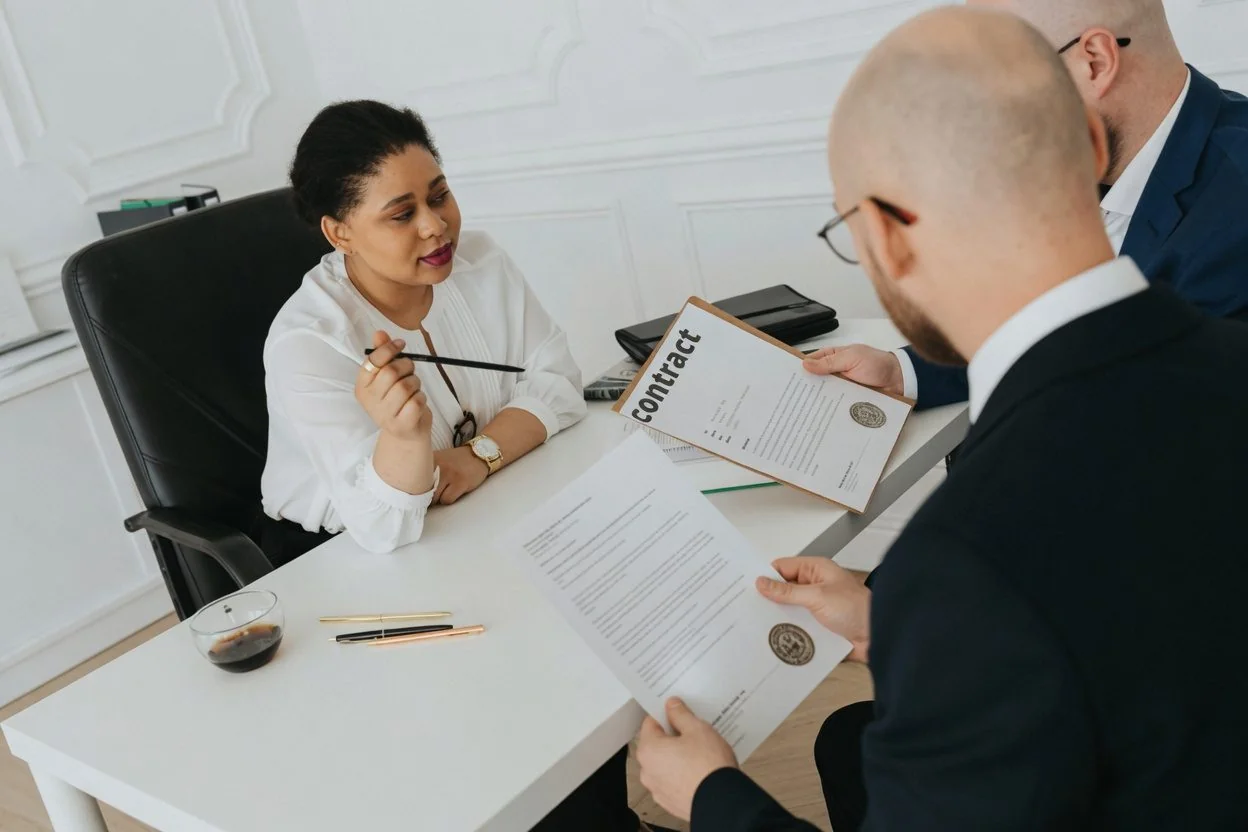 Common Contract Notarization Mistakes — When and Why to Notarize Business Contracts