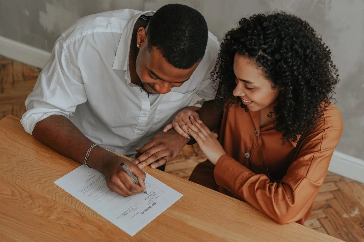 Can a Notary Notarize a Document for a Family Member in Ontario?